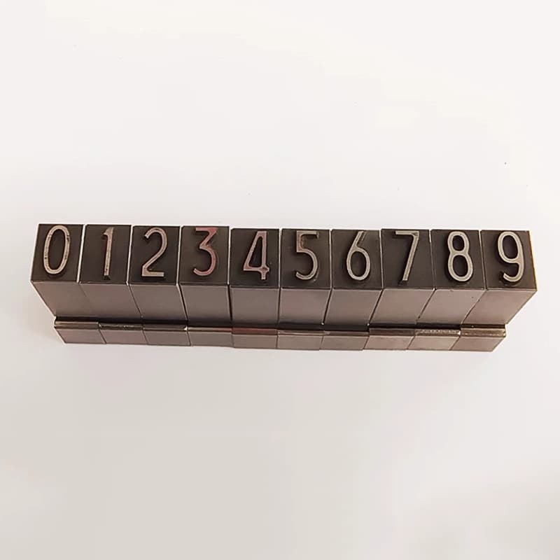 Forming die
